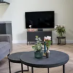 Holiday home De Stamhoeve, Luxe Vakantiehuis, Rustig Gelegen Bij De Loonse & Drunense Duinen Tussen 'S Hertogenbosch En Tilburg *