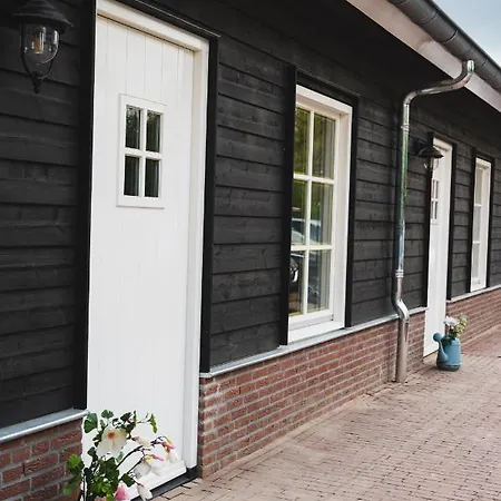 بيت للعطل De Stamhoeve, Luxe Vakantiehuis, Rustig Gelegen Bij De Loonse & Drunense Duinen Tussen 's Hertogenbosch En Tilburg Biezenmortel