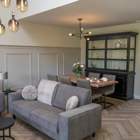 De Stamhoeve, Luxe Vakantiehuis, Rustig Gelegen Bij De Loonse & Drunense Duinen Tussen 's Hertogenbosch En Tilburg Biezenmortel