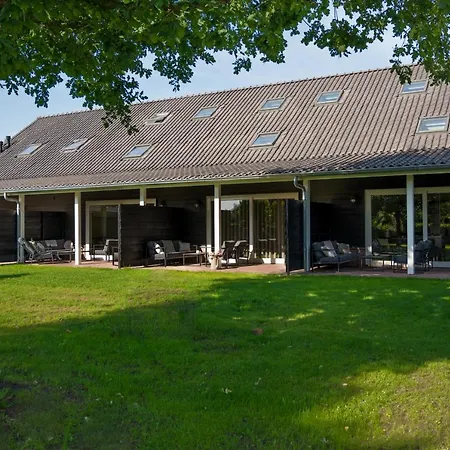 بيت للعطل De Stamhoeve, Luxe Vakantiehuis, Rustig Gelegen Bij De Loonse & Drunense Duinen Tussen 's Hertogenbosch En Tilburg Biezenmortel